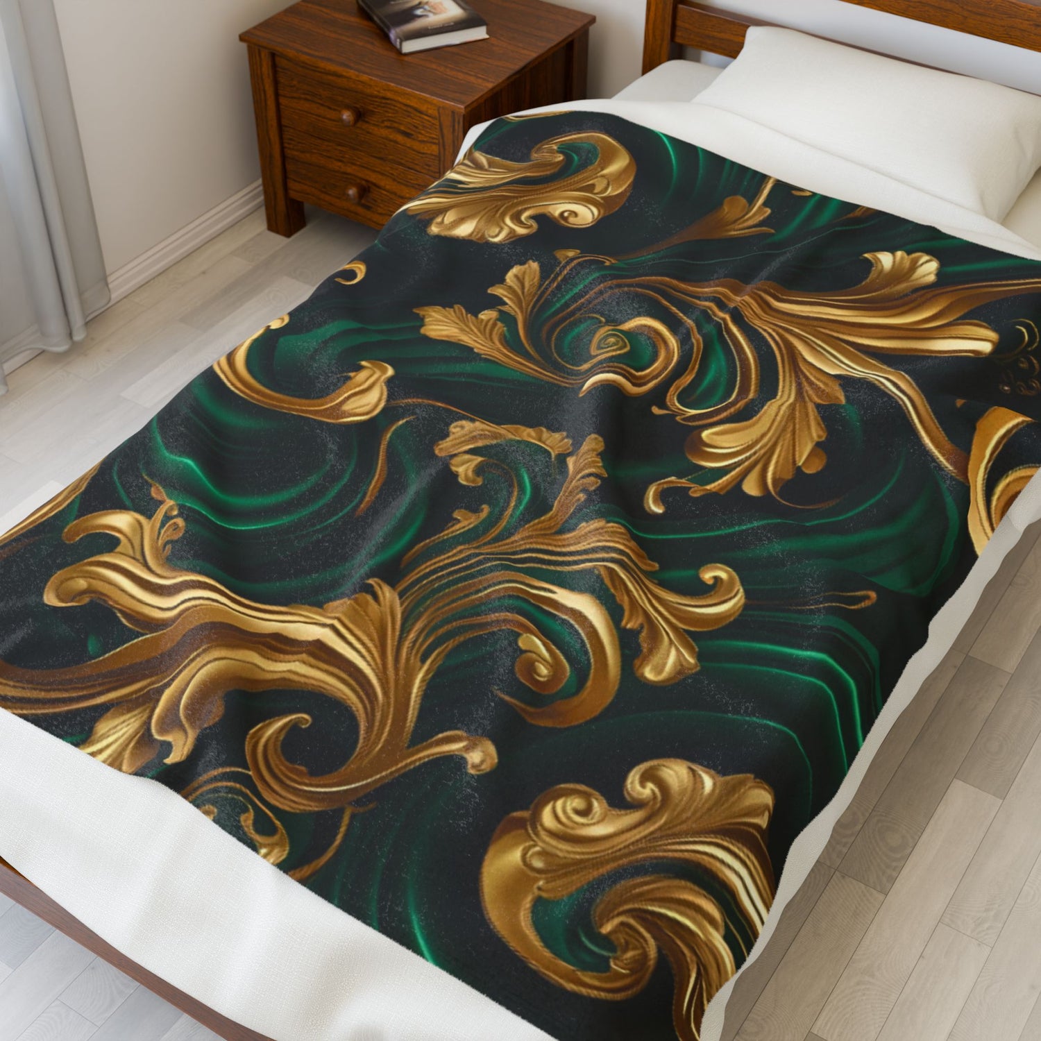 Green Luxury Velveteen Plush Blanket