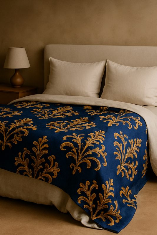 Blue Luxurious Velveteen Plush Blanket